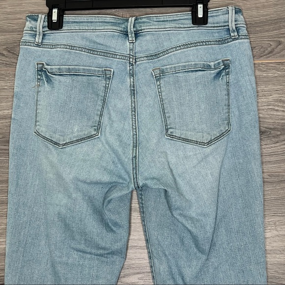 LOFT Curvy Skinny Jeans Light wash size 29/8 - Picture 4 of 8
